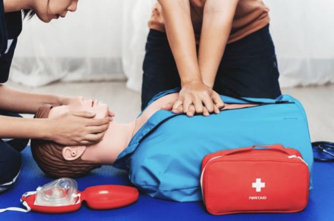 First Aid Basics: Essential Knowledge Everyone Should Know