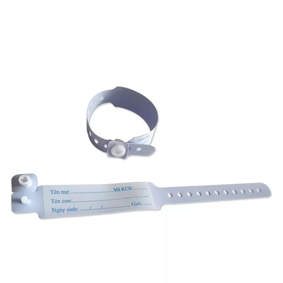 Good price PVC Medical I.D. Wristband Medical Consumables Comfortable Disposable durable and water-resistant  I.D. Wristband online